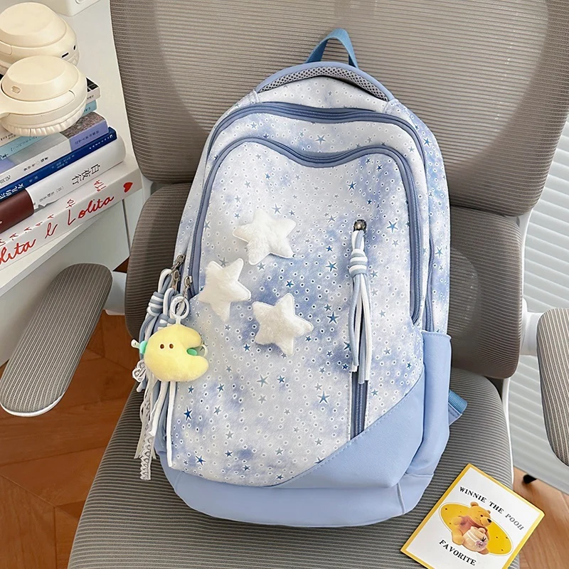 Dekorativer Schulrucksack mit Sternenmuster
