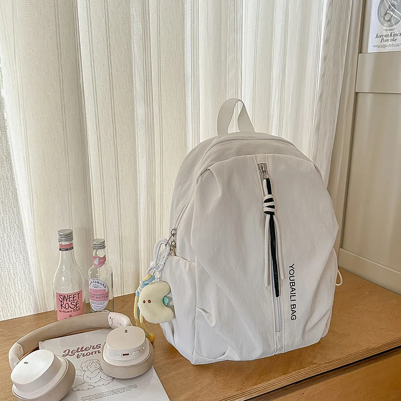 Leichter Reise-Schulrucksack mit mehreren Taschen