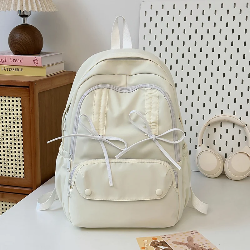Niedlicher Plüschtier-Schulrucksack mit Motiv