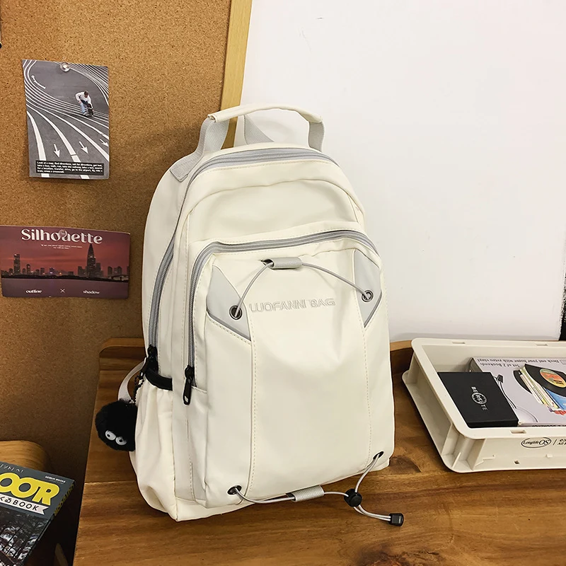 Leichter Schulrucksack mit Kordelzugverschluss