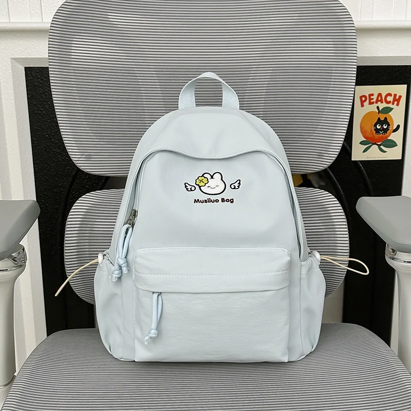 Leichter Schulrucksack mit niedlichem Charakter-Motiv