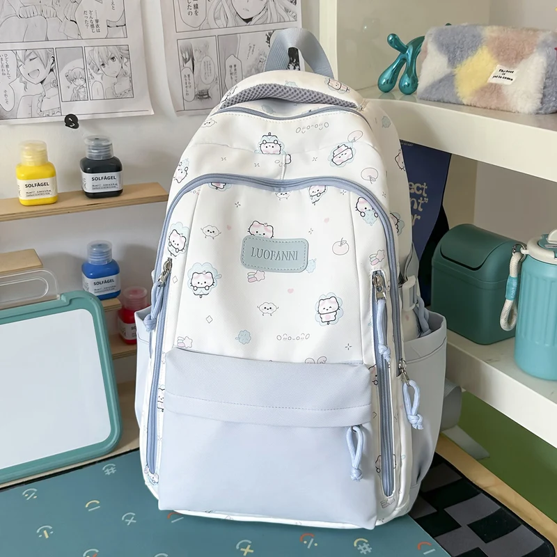 Großvolumiger Schulrucksack im Cartoon-Stil