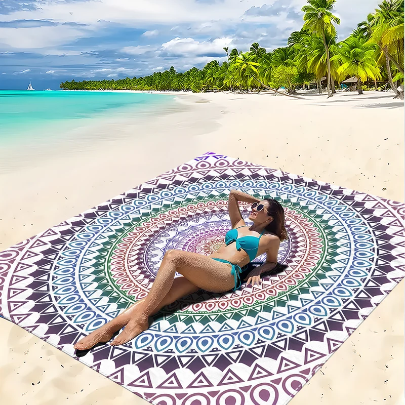 Strandmatte mit Mandala-Design Skanto