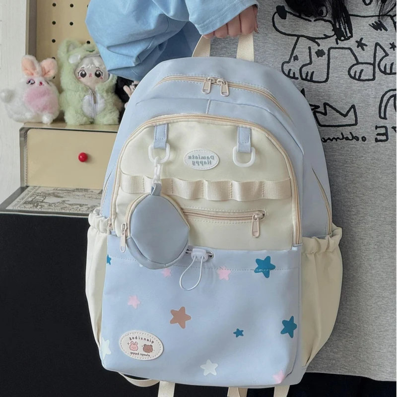 Schulrucksack mit verträumtem Sternenmuster
