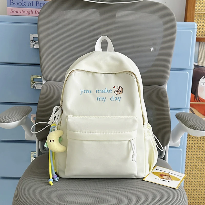 Niedlicher leichter Schulrucksack mit Cartoon-Motiv