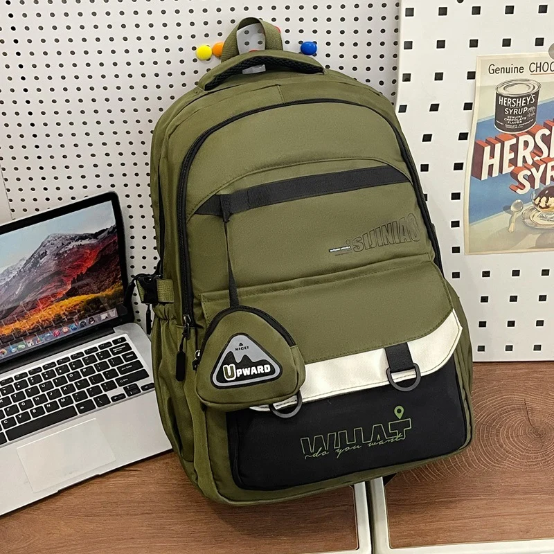 Praktischer Schulrucksack mit hoher Kapazität