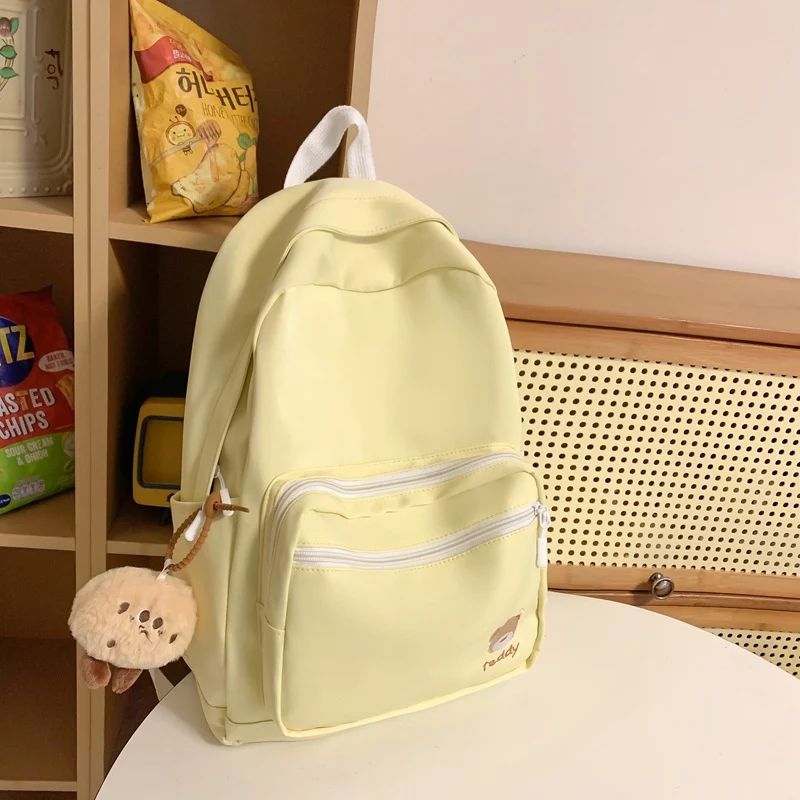 Klassischer Mini-Schulrucksack mit vielen Fächern