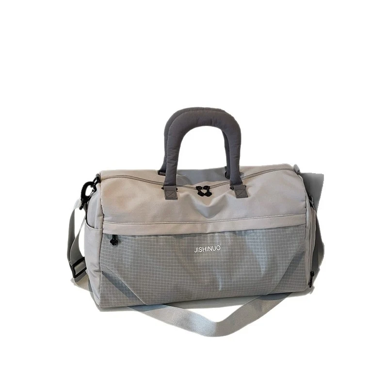 Sportliche Freizeit-Reisetasche mit ergonomischen Griffen und mehreren Fächern Skanto