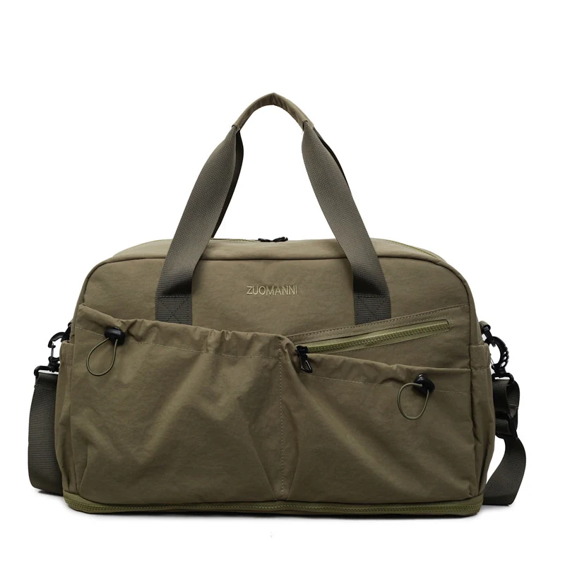 Sportliche und funktionale Reisetasche mit mehreren Außentaschen Skanto
