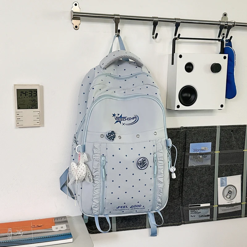Stylischer Punkte-Schulrucksack