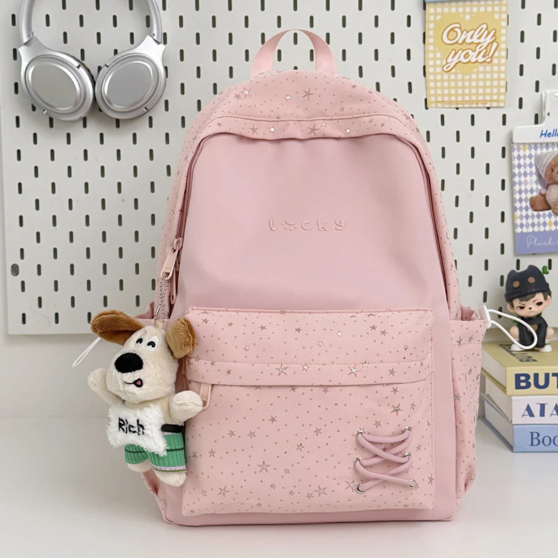 Charmanter Schulrucksack für Schüler mit Sternenapplikationen