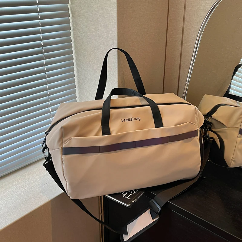 Sportliche Reisetasche mit robustem Material und vielseitigem Innenraum Skanto