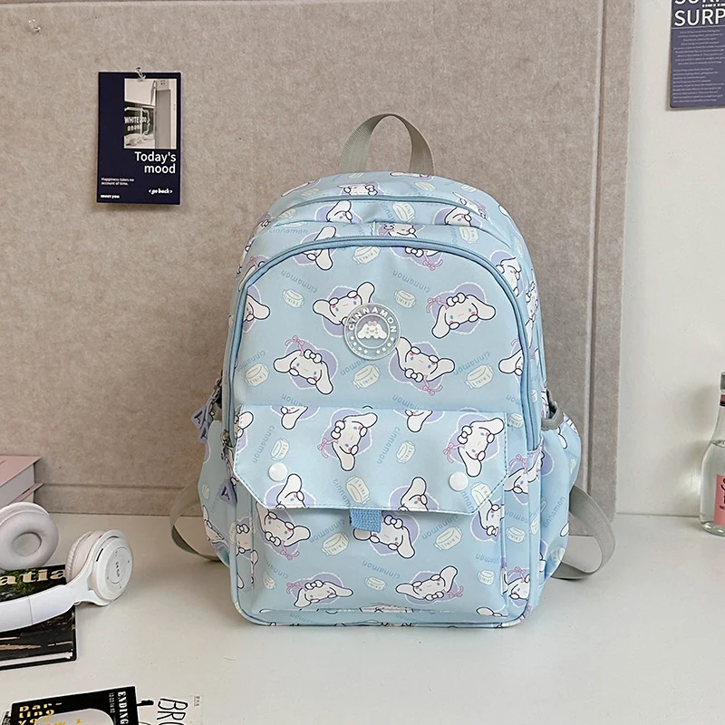 Niedlicher Schulrucksack im Charakter-Design