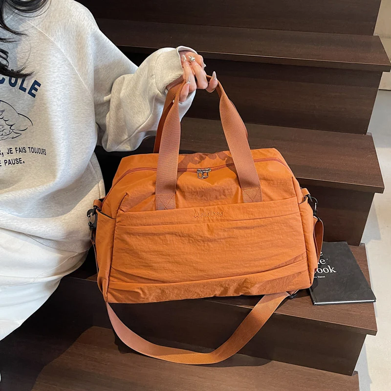 Elegante und geräumige Sport-Crossover-Tasche Skanto
