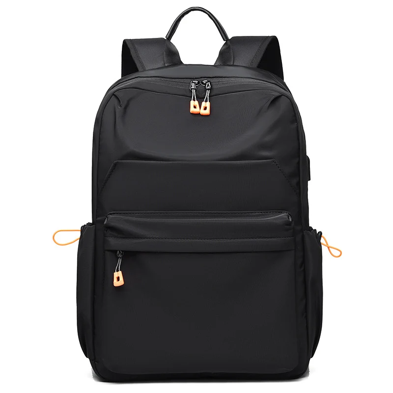 Robuster Alltagsrucksack mit wasserabweisendem Material Skanto
