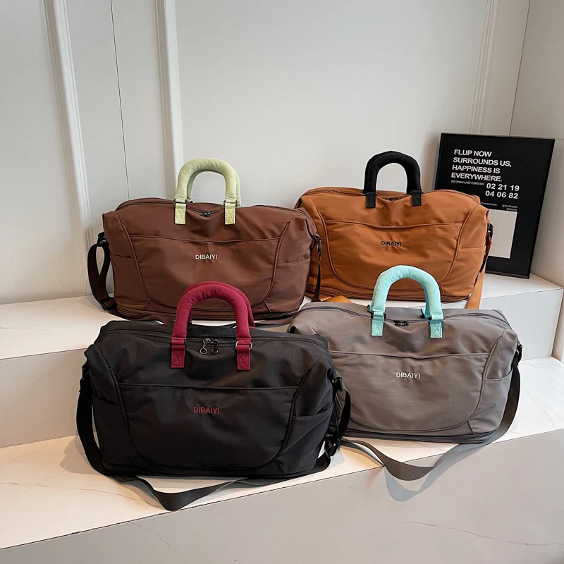 Sportliche Reisetasche mit verstellbarem Schultergurt Skanto