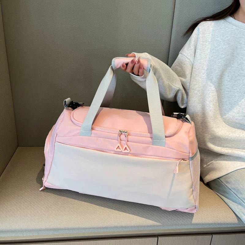 Sportliche und vielseitige Reisetasche mit mehreren Fächern Skanto