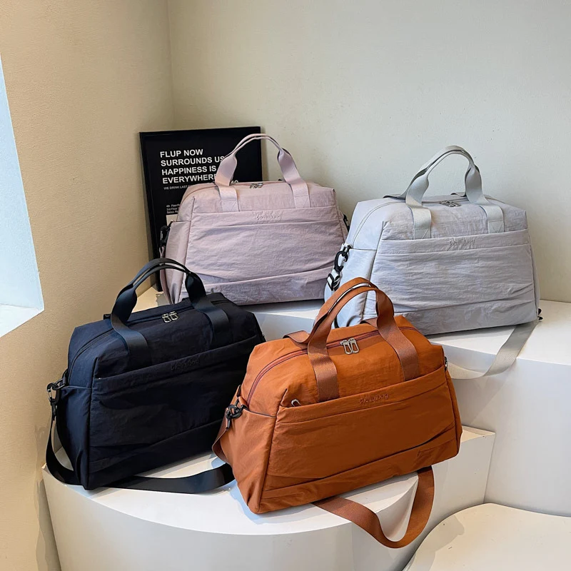 Multifunktionale Sport- und Reisetasche mit abnehmbarem Schultergurt Skanto