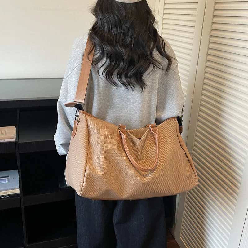 Praktische Sport-Reisetasche mit verstärktem Schultergurt Skanto