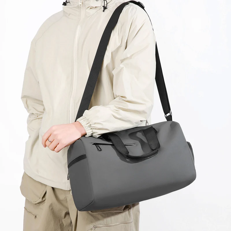 Multifunktionale Sport- und Reisetasche mit abnehmbaren Schultergurten Skanto