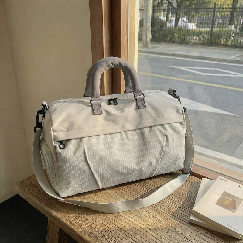 Sportliche Reisetasche mit gepolstertem Tragesystem und mehreren Fächern Skanto