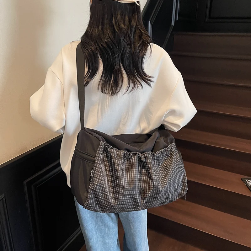 Geräumige Sport-Reisetasche mit flexiblem, verstellbarem Tragesystem Skanto