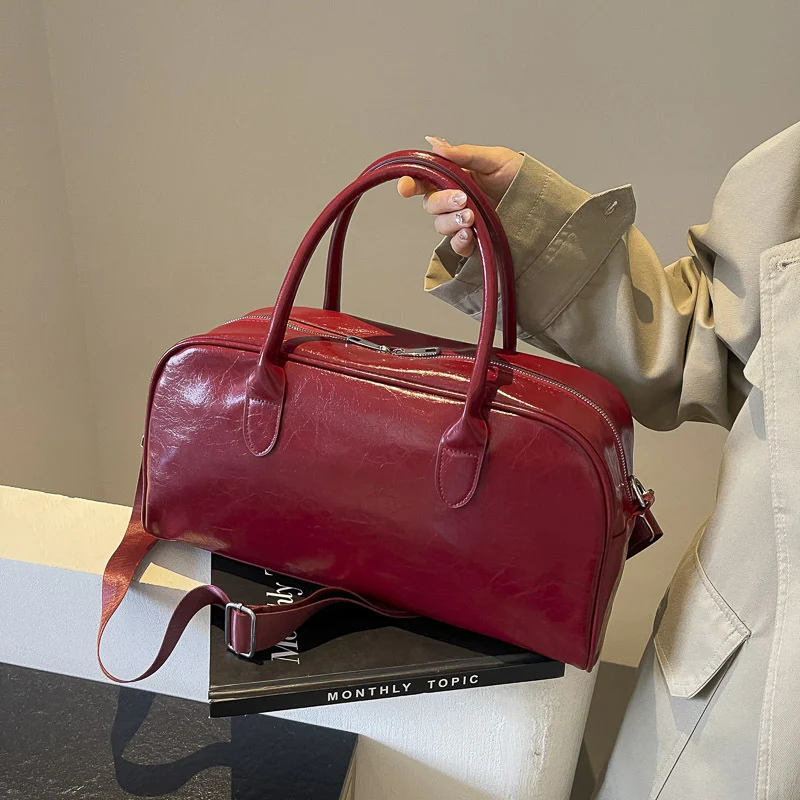 Elegante und geräumige Wochenendtasche aus hochwertigem Kunstleder Skanto
