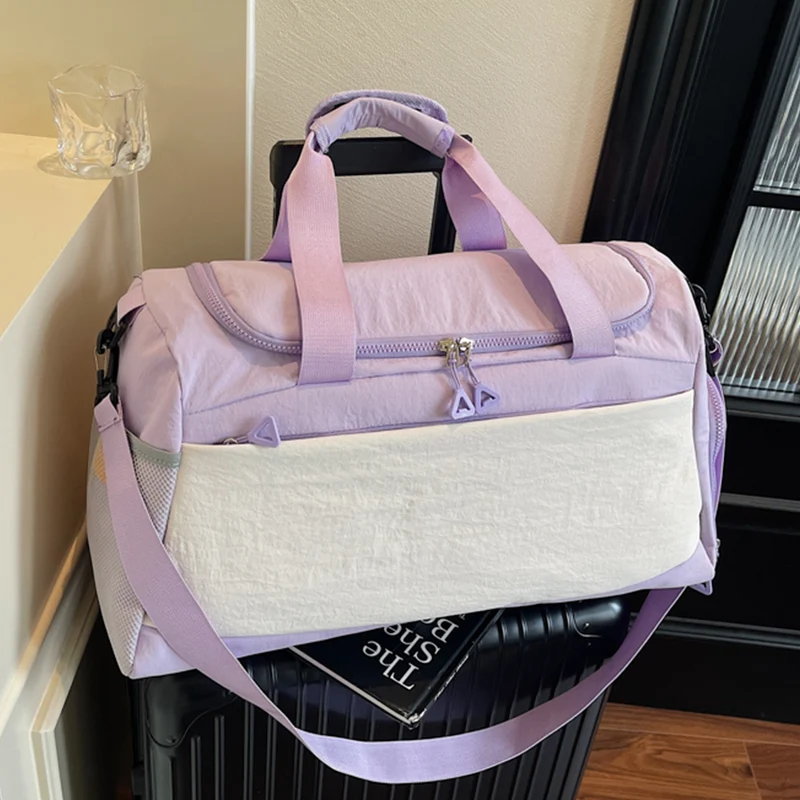 Sportliche Reisetasche mit stabilen Griffen Skanto
