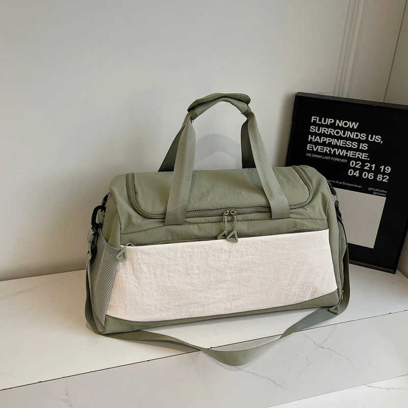 Sportliche Reisetasche mit stabilen Griffen Skanto