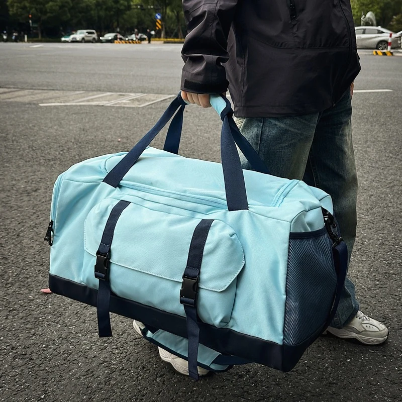 Sport- und Freizeit-Reisetasche mit wasserabweisendem Material und verstärktem Griff Skanto
