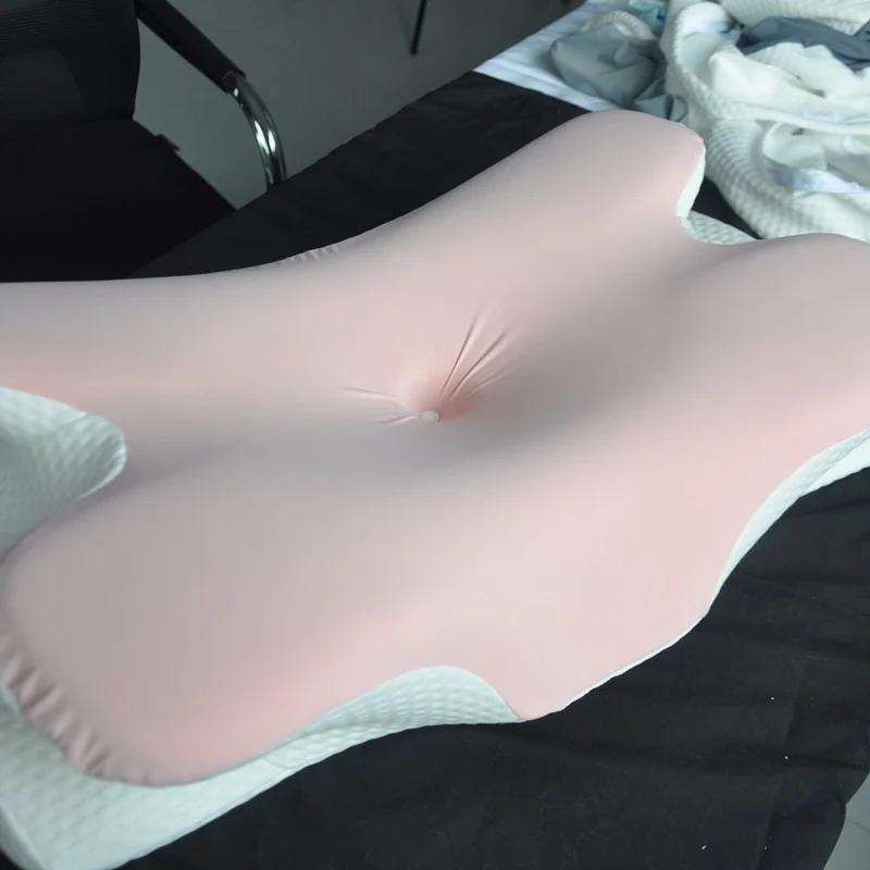 Ergonomisches Konturkissen mit kühlender Oberfläche Skanto