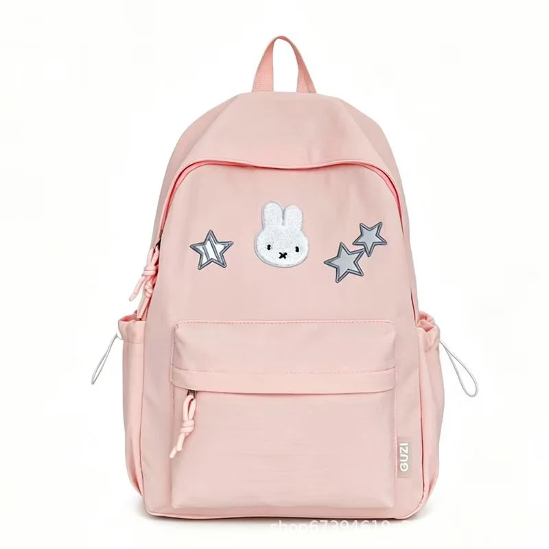 Charmanter Rucksack mit Charakter-Stickerei Skanto