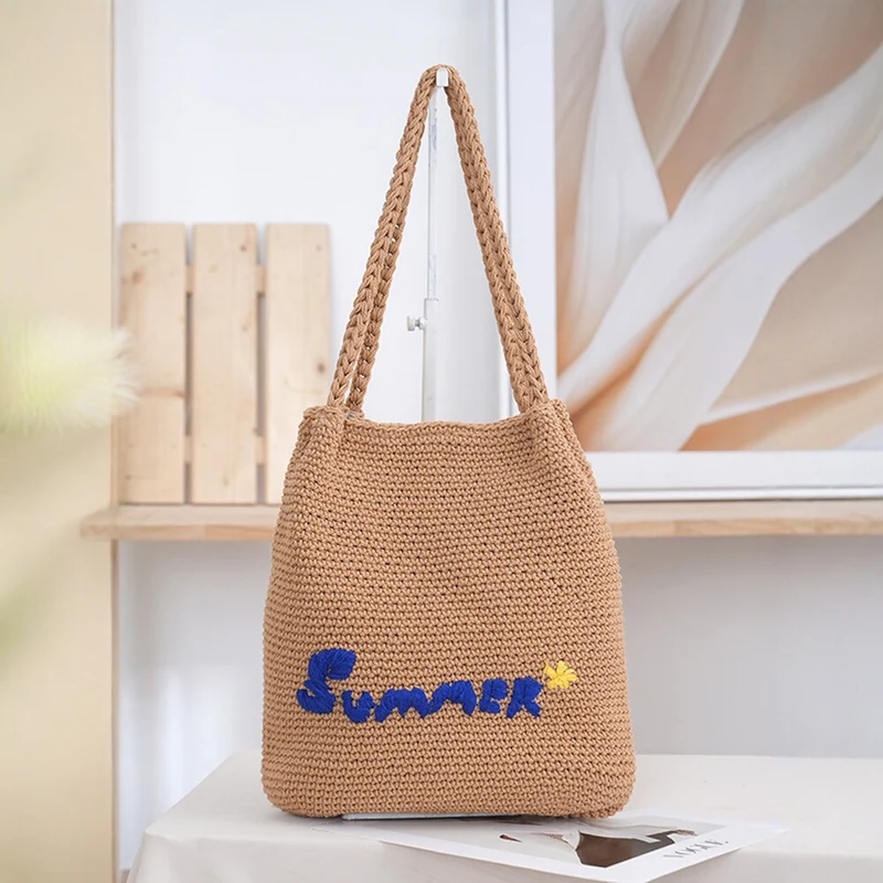 Handgemachte Strohtasche mit Sommermotiv Skanto