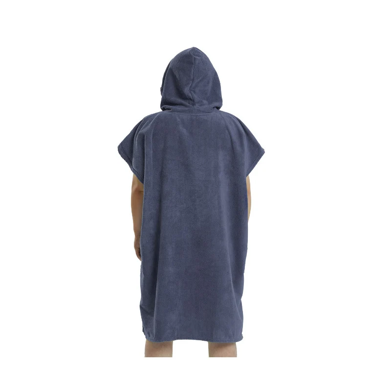 Flauschiger Kapuzen-Badeponcho Skanto