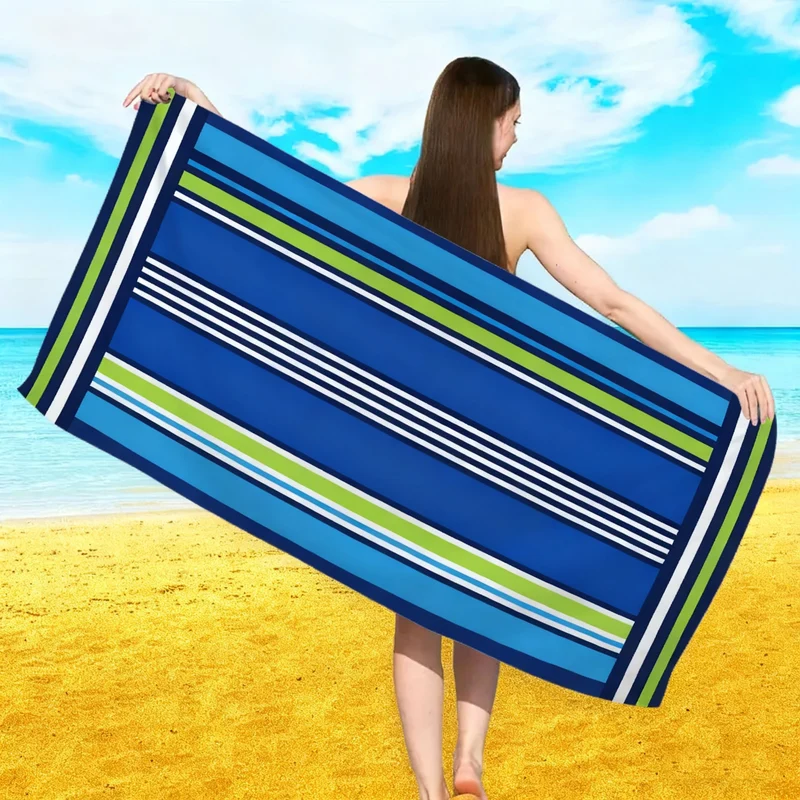 Strandtuch mit floralem Aquarell-Design Skanto