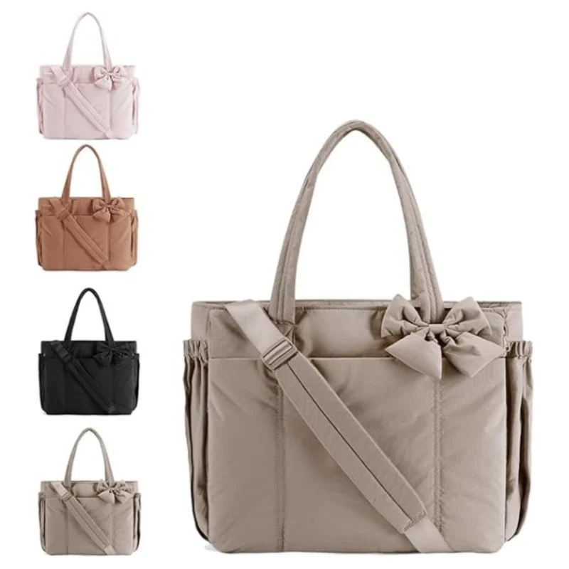 Bequeme Handtasche mit verspieltem Design Skanto