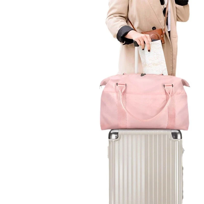 Robuste Sport- und Reisetasche mit praktischen Fächern Skanto