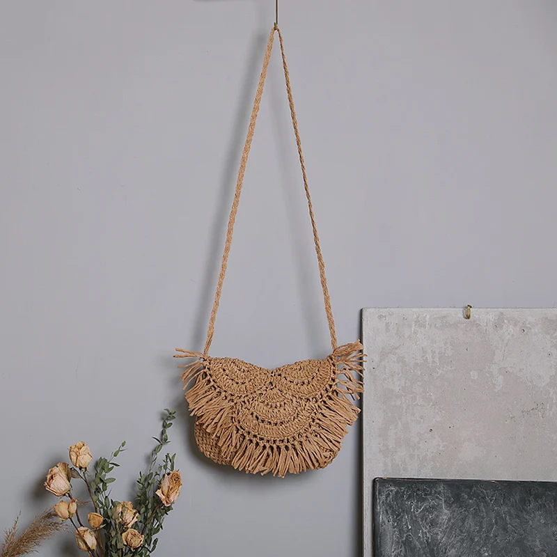 Boho-Schultertasche aus handgefertigtem Naturmaterial Skanto