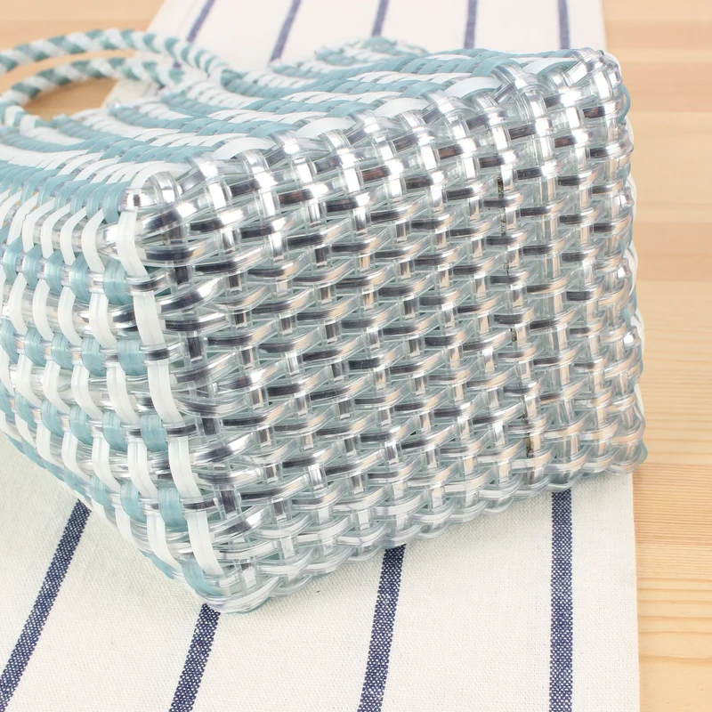 Korbtasche mit modernem Netz-Design Skanto