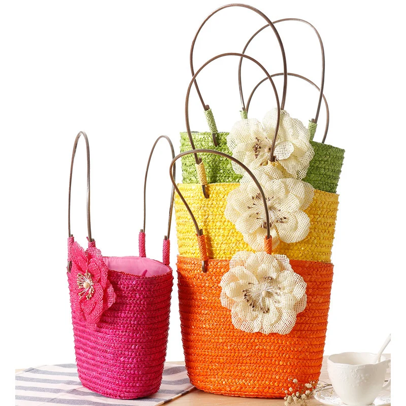 Strandtasche mit dekorativem Blumendetail Skanto