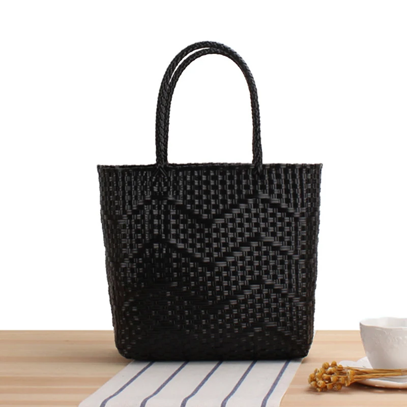 Handtasche aus hochfestem Flechtmaterial mit eleganter Wellenstruktur Skanto