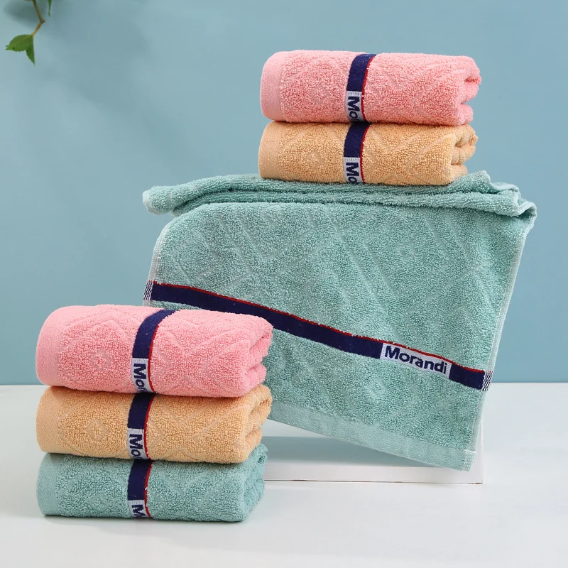 Hochwertiges Mikrofaser-Strandtuch mit strukturiertem Design Skanto