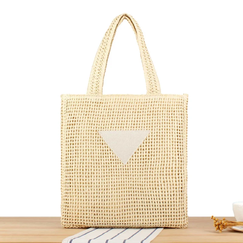 Handtasche aus handgefertigtem Naturmaterial mit minimalistischer Ästhetik Skanto