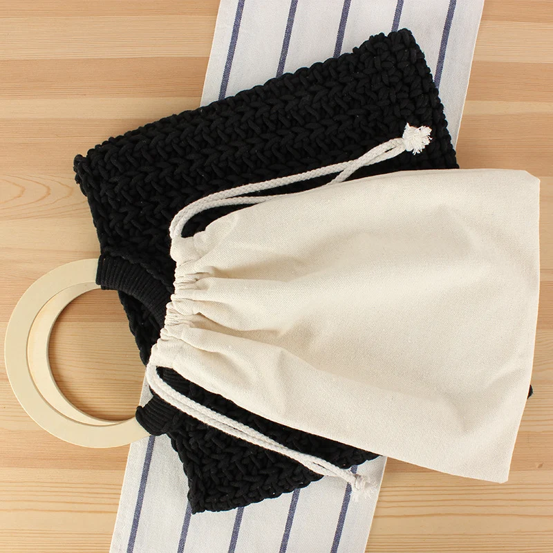 Handtasche mit modernem geometrischem Strickdesign Skanto