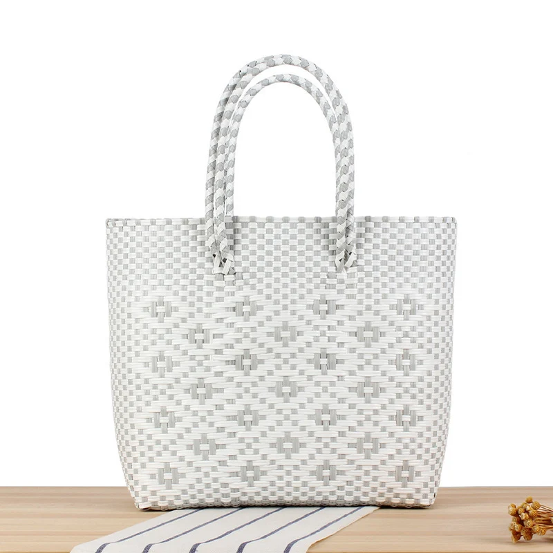 Design-Henkeltasche aus strapazierfähigem Material Skanto