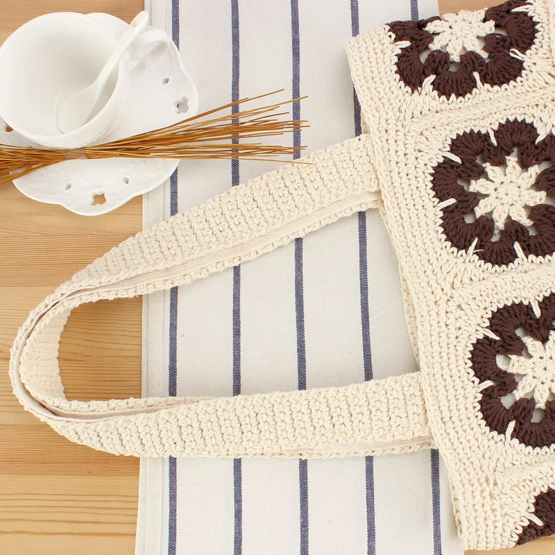 Handgeknüpfte Tragetasche mit Blumendesign Skanto