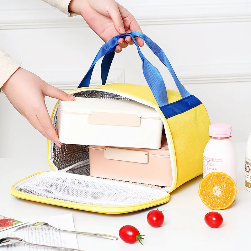 Isolierte und Verspielte Lunchtasche Skanto