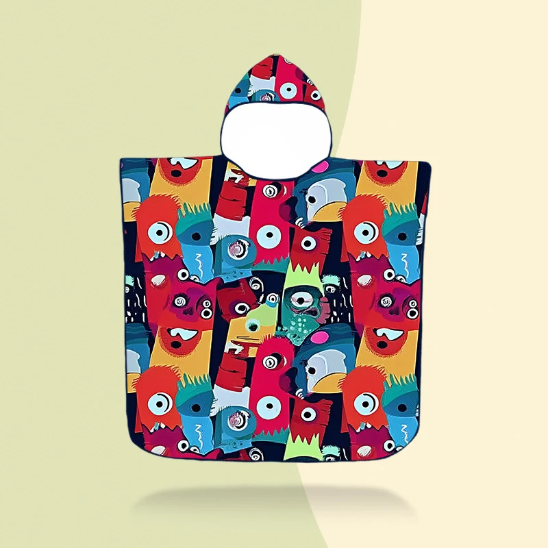Bunter Kapuzenponcho mit Robotermotiv Skanto
