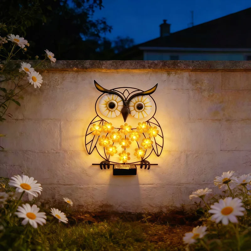 Skanto Metall-Eulen-Wandkunst mit Solar-LED-Blumenlichtern und Eisenrahmen