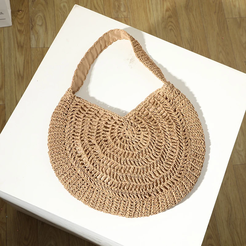 Gehäkelte Strandtasche im künstlerischen Spiraldesign Skanto